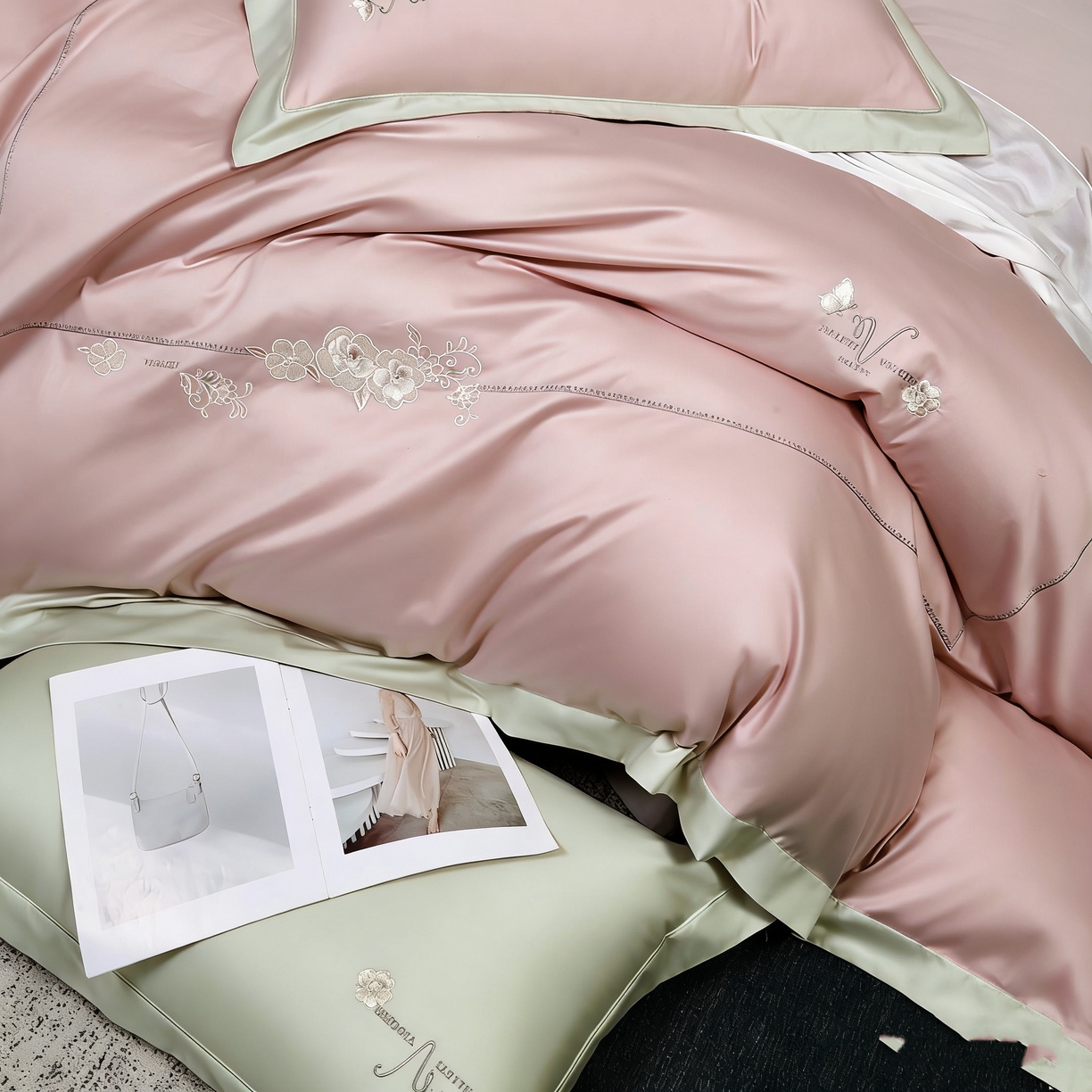 91家纺网 家纺一手货源 找家纺 U品汇 2026全棉纯棉刺绣花四件套40支长绒棉100%棉礼盒包装 华庭韵-梦境莎