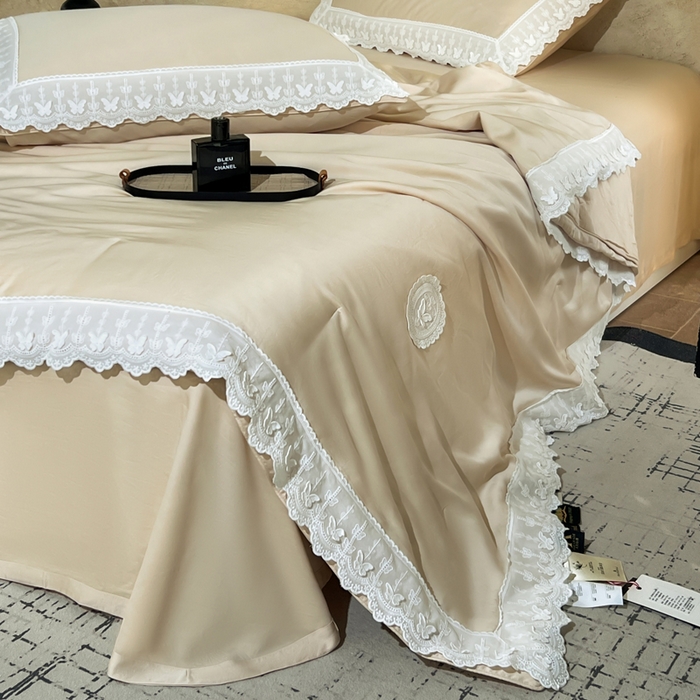 91家纺网 家纺一手货源 找家纺 桂雅居家纺 2026新款百支天丝（酵素水洗工艺）-维纳斯法式女神被（单夏被充值会员-15，夏被四件套充值会员-20，送精美包装） 洛黄