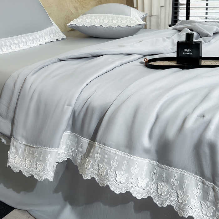 91家纺网 家纺一手货源 找家纺 桂雅居家纺 2026新款百支天丝（酵素水洗工艺）-维纳斯法式女神被（单夏被充值会员-15，夏被四件套充值会员-20，送精美包装） 斯卡其灰