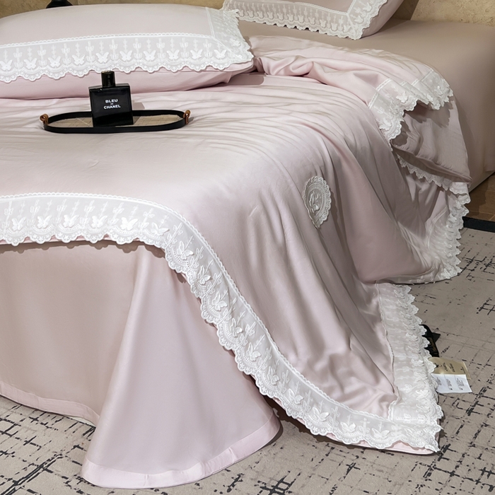 91家纺网 家纺一手货源 找家纺 桂雅居家纺 2026新款百支天丝（酵素水洗工艺）-维纳斯法式女神被（单夏被充值会员-15，夏被四件套充值会员-20，送精美包装） 温柔粉