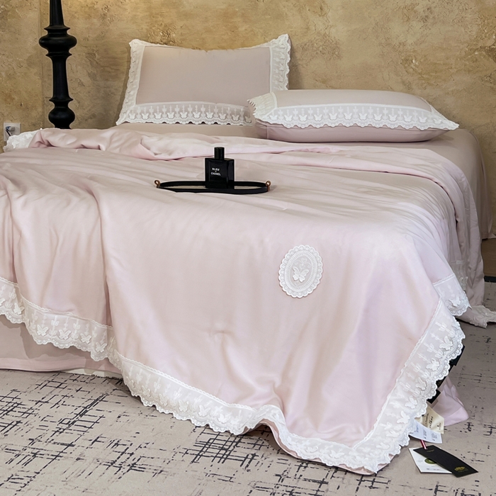 91家纺网 家纺一手货源 找家纺 桂雅居家纺 2026新款百支天丝（酵素水洗工艺）-维纳斯法式女神被（单夏被充值会员-15，夏被四件套充值会员-20，送精美包装） 温柔粉