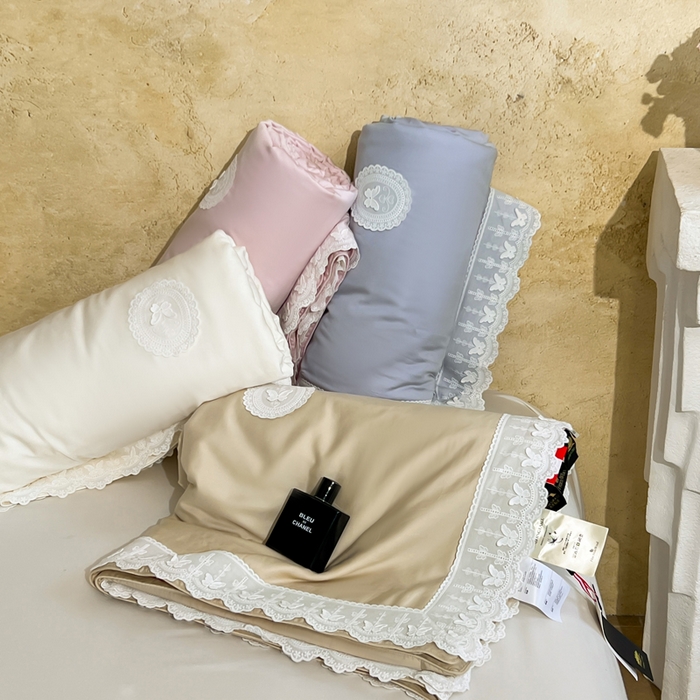 91家纺网 家纺一手货源 找家纺 桂雅居家纺 2026新款百支天丝（酵素水洗工艺）-维纳斯法式女神被（单夏被充值会员-15，夏被四件套充值会员-20，送精美包装） 组合