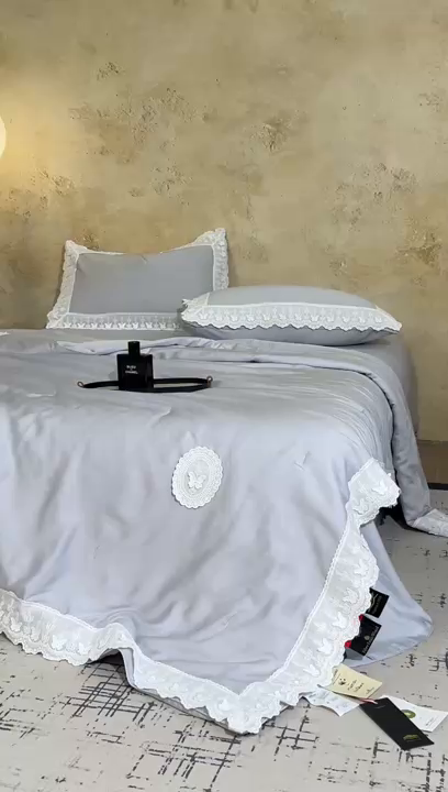 91家纺网 家纺一手货源 找家纺 桂雅居家纺 2026新款百支天丝（酵素水洗工艺）-维纳斯法式女神被（单夏被充值会员-15，夏被四件套充值会员-20，送精美包装） 斯卡其灰