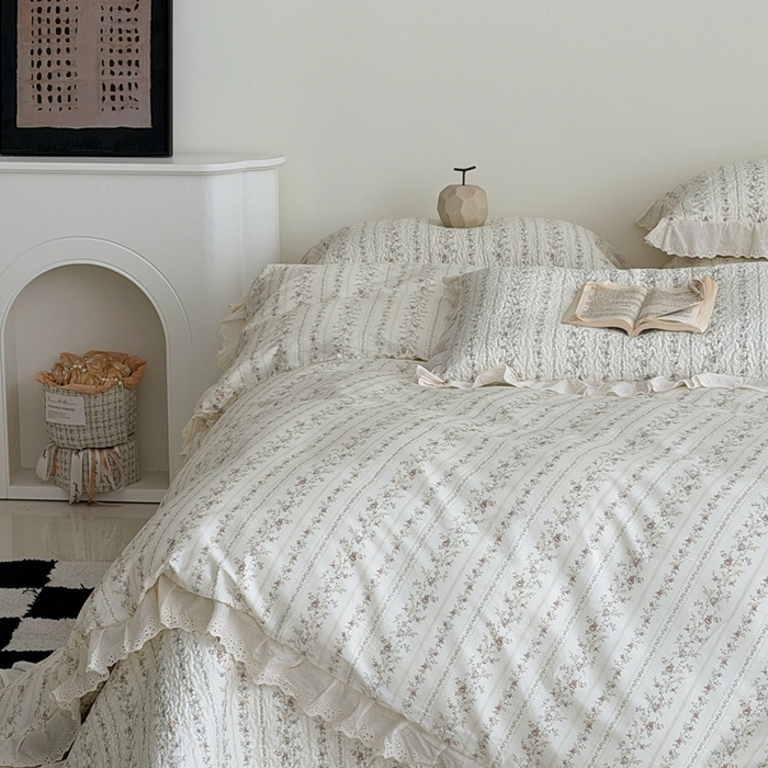 91家纺网 家纺一手货源 找家纺 佰织鑫家居 2026新款全棉法式砂洗棉花床盖款被套四件套 云裳