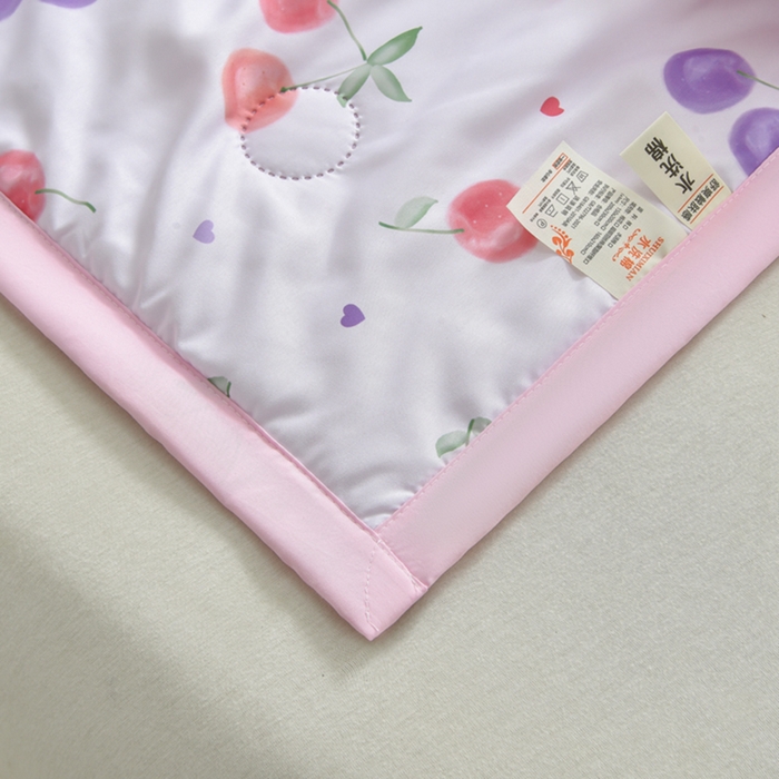 91家纺网 家纺一手货源 找家纺 念家居 2026新款水洗棉夏被夏凉被空调被直播爆款 粉梦樱桃