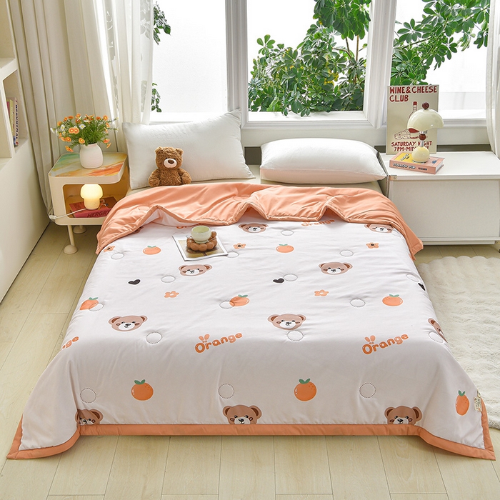 91家纺网 家纺一手货源 找家纺 念家居 2026新款水洗棉夏被夏凉被空调被直播爆款 橘色小熊