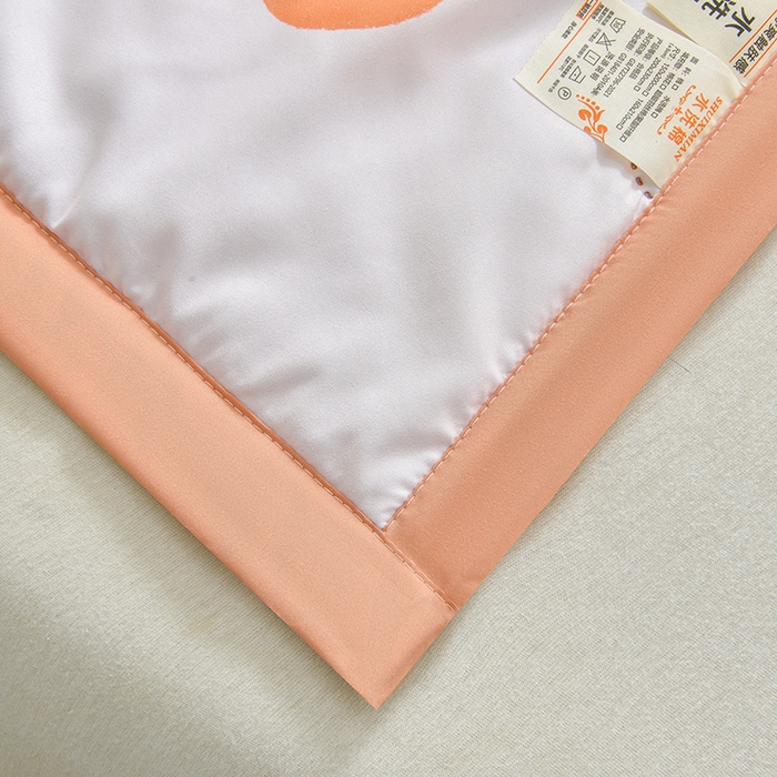 91家纺网 家纺一手货源 找家纺 念家居 2026新款水洗棉夏被夏凉被空调被直播爆款 橘色小熊