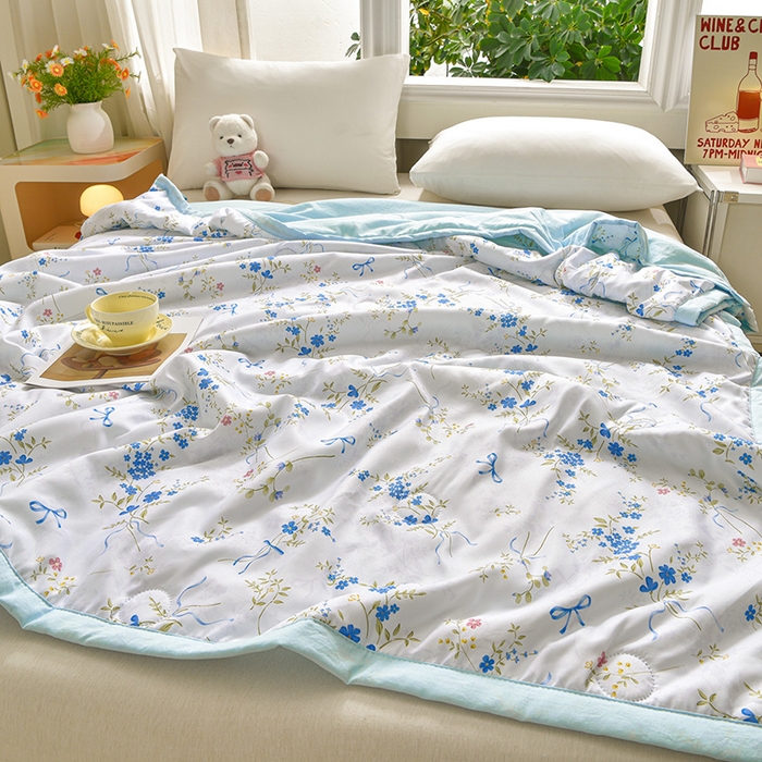 91家纺网 家纺一手货源 找家纺 念家居 2026新款水洗棉夏被夏凉被空调被直播爆款 浅蓝花絮