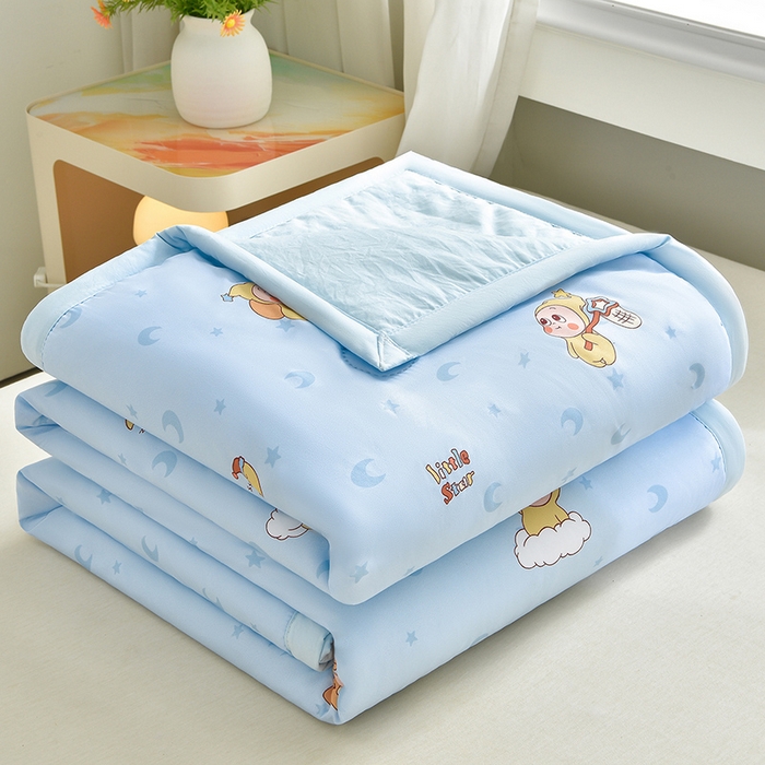 91家纺网 家纺一手货源 找家纺 念家居 2026新款水洗棉夏被夏凉被空调被直播爆款 浅蓝小精灵