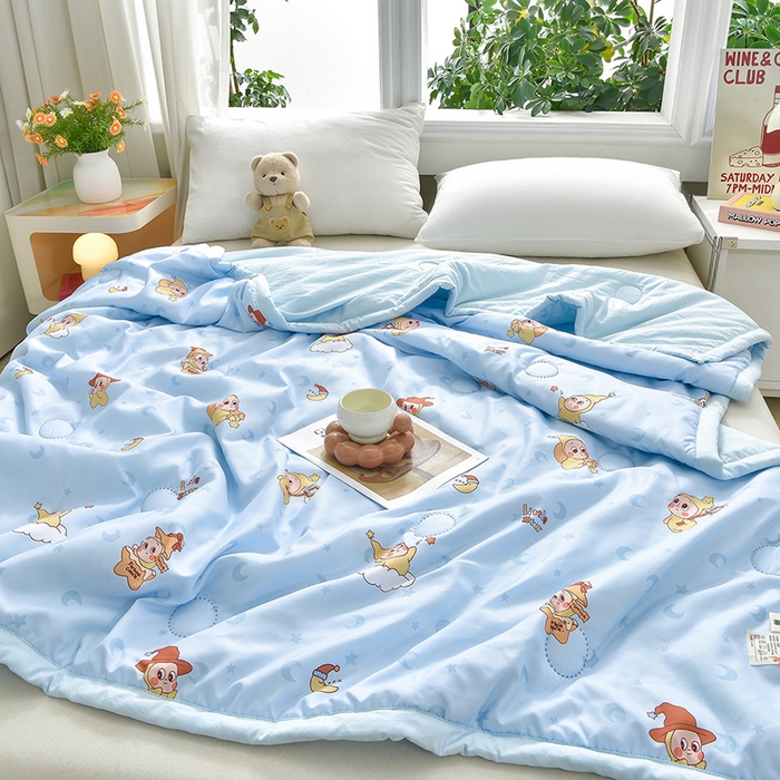 91家纺网 家纺一手货源 找家纺 念家居 2026新款水洗棉夏被夏凉被空调被直播爆款 浅蓝小精灵