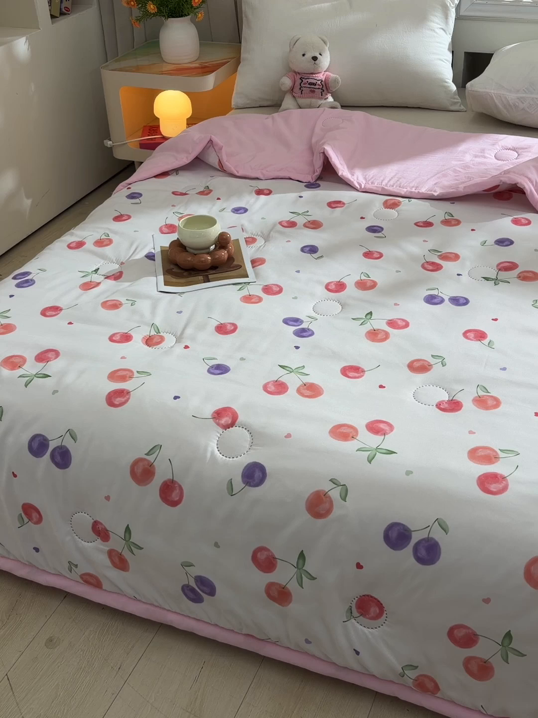 91家纺网 家纺一手货源 找家纺 念家居 2026新款水洗棉夏被夏凉被空调被直播爆款 粉梦樱桃