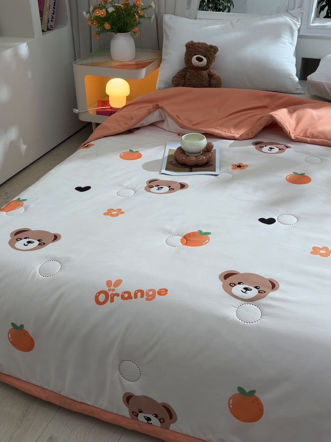 91家纺网 家纺一手货源 找家纺 念家居 2026新款水洗棉夏被夏凉被空调被直播爆款 橘色小熊