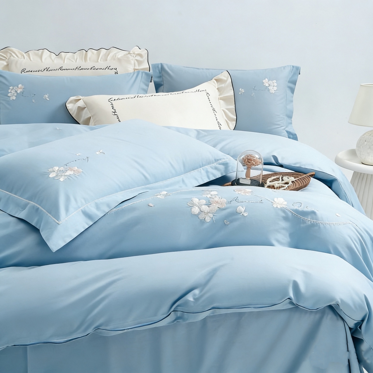 91家纺网 家纺一手货源 找家纺 U品汇 2026全棉纯棉刺绣花四件套40支长绒棉100%棉礼盒包装 梦娜-天蓝