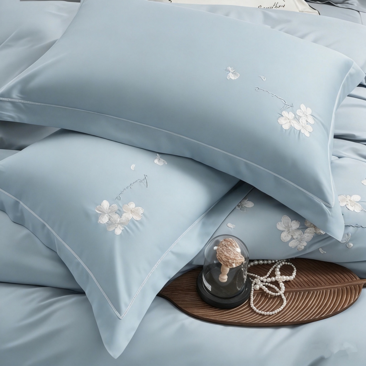 91家纺网 家纺一手货源 找家纺 U品汇 2026全棉纯棉刺绣花四件套40支长绒棉100%棉礼盒包装 梦娜-雾蓝