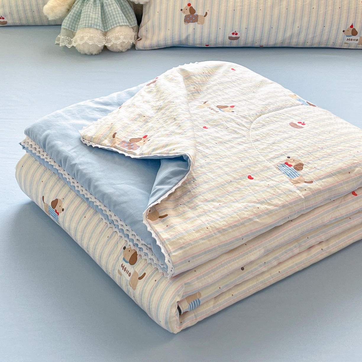 91家纺网 家纺一手货源 找家纺 川悦生活 2026新款A类双层皱皱纱夏被空调被 夏被腊肠甜心