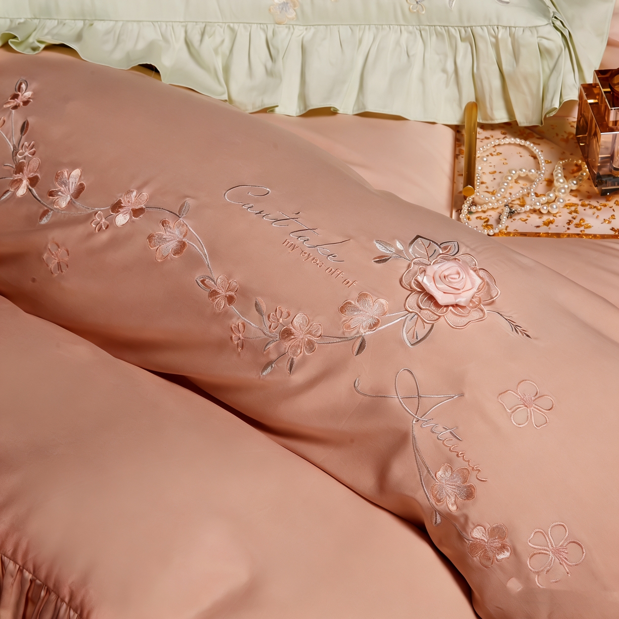 91家纺网 家纺一手货源 找家纺 U品汇 2026新品韩版公主风花边款立体刺绣花纯棉全棉水洗棉四件套A类100%棉 炫雅-豆沙