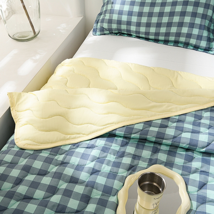 91家纺网 家纺一手货源 找家纺 圣靓家纺 2026新款清柔水洗夏被被子被芯 夜曲