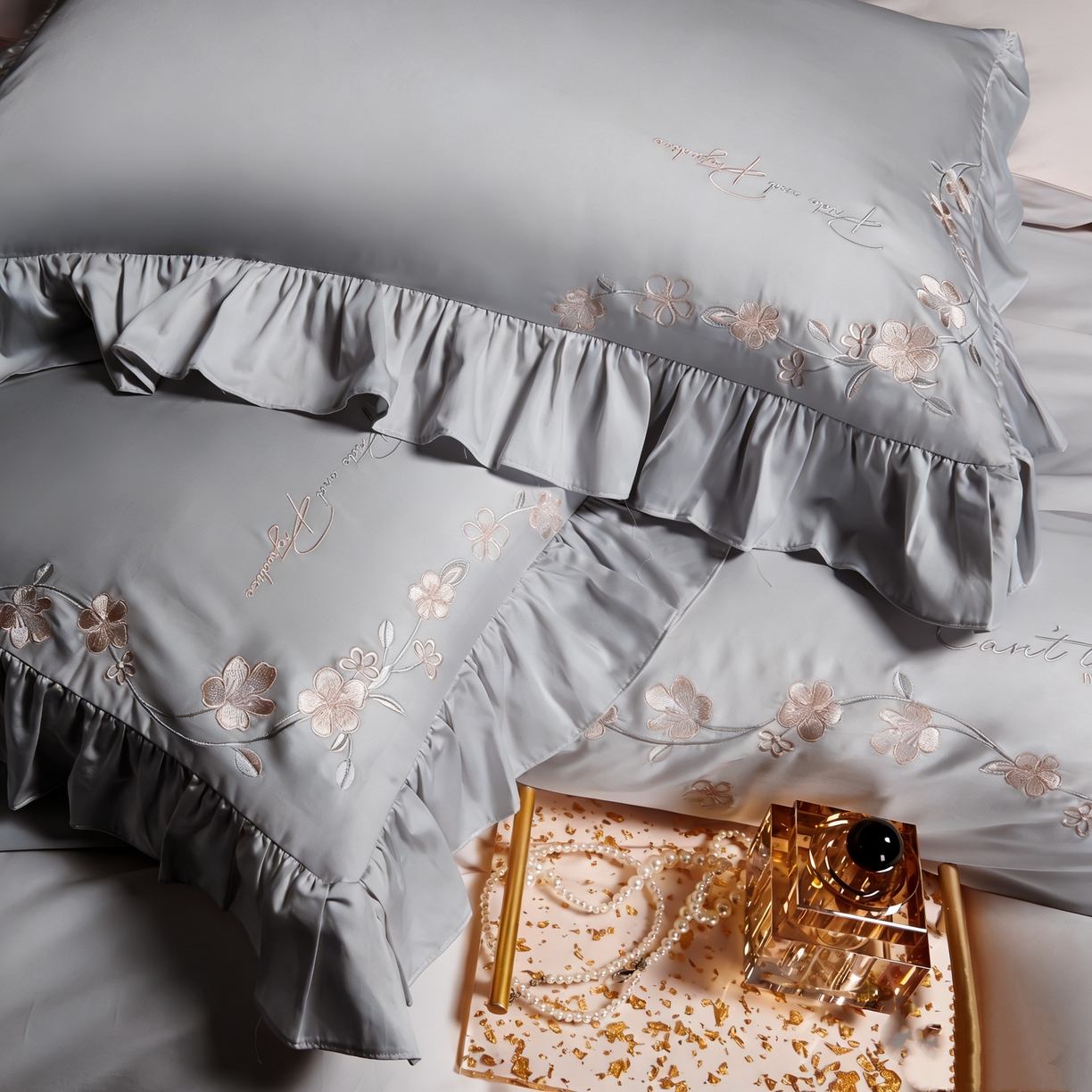 91家纺网 家纺一手货源 找家纺 U品汇 2026新品韩版公主风花边款立体刺绣花纯棉全棉水洗棉四件套A类100%棉 炫雅-高级灰