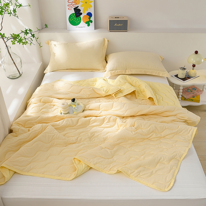 91家纺网 家纺一手货源 找家纺 圣靓家纺 2026新款清柔水洗夏被被子被芯 唯一-黄