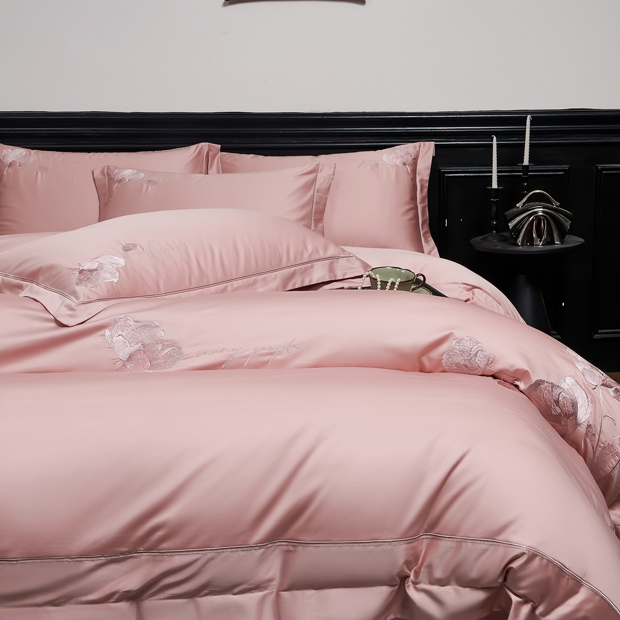 91家纺网 家纺一手货源 找家纺 （总）U品汇 2026新款全棉纯棉长绒棉60S双股贡缎刺绣花四件套夏季丝滑透气礼盒包装100%棉