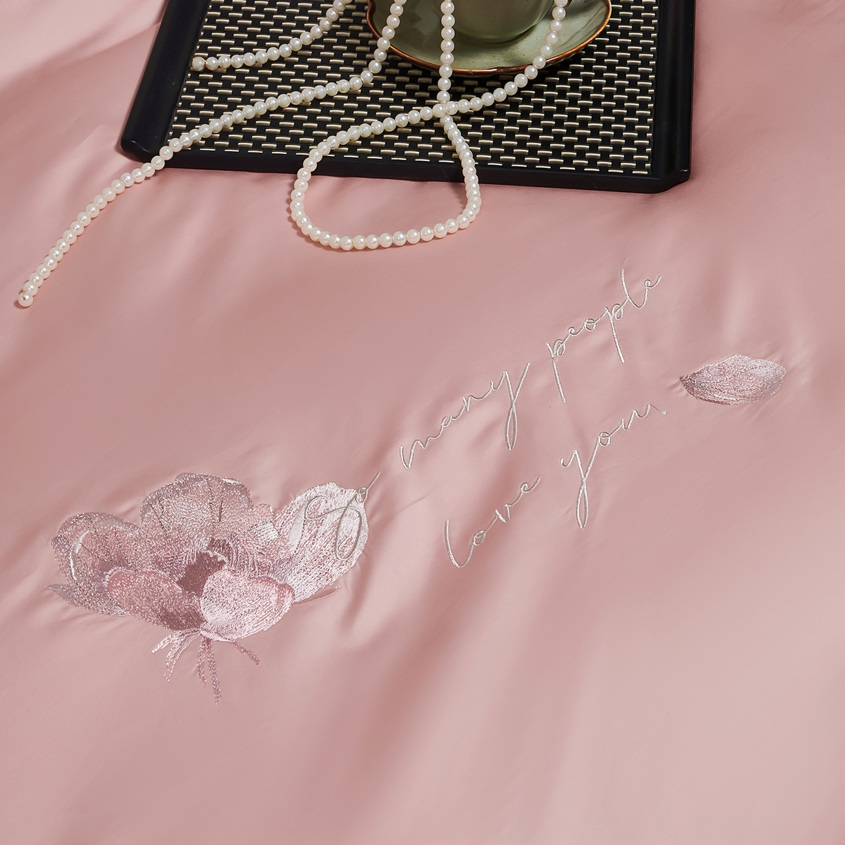 91家纺网 家纺一手货源 找家纺 （总）U品汇 2026新款全棉纯棉长绒棉60S双股贡缎刺绣花四件套夏季丝滑透气礼盒包装100%棉