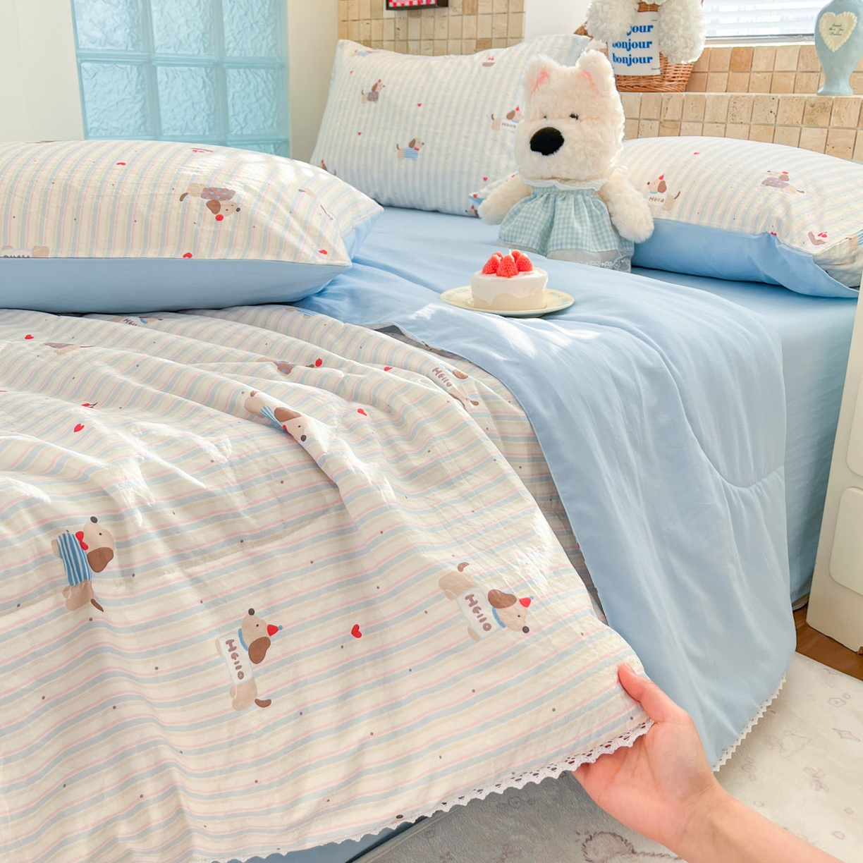 91家纺网 家纺一手货源 找家纺 川悦生活 2026新款A类双层皱皱纱夏被空调被 夏被腊肠甜心