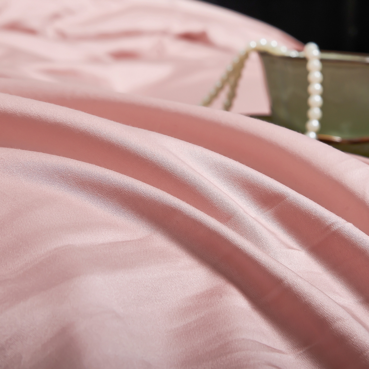 91家纺网 家纺一手货源 找家纺 U品汇 2026新款全棉纯棉长绒棉60S双股贡缎刺绣花四件套夏季丝滑透气礼盒包装100%棉 赫莲娜-豆沙