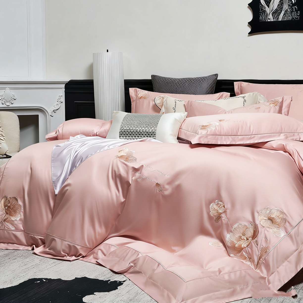 91家纺网 家纺一手货源 找家纺 U品汇 2026新款全棉纯棉长绒棉60S双股贡缎刺绣花四件套夏季丝滑透气礼盒包装100%棉 赫莲娜-桂花粉