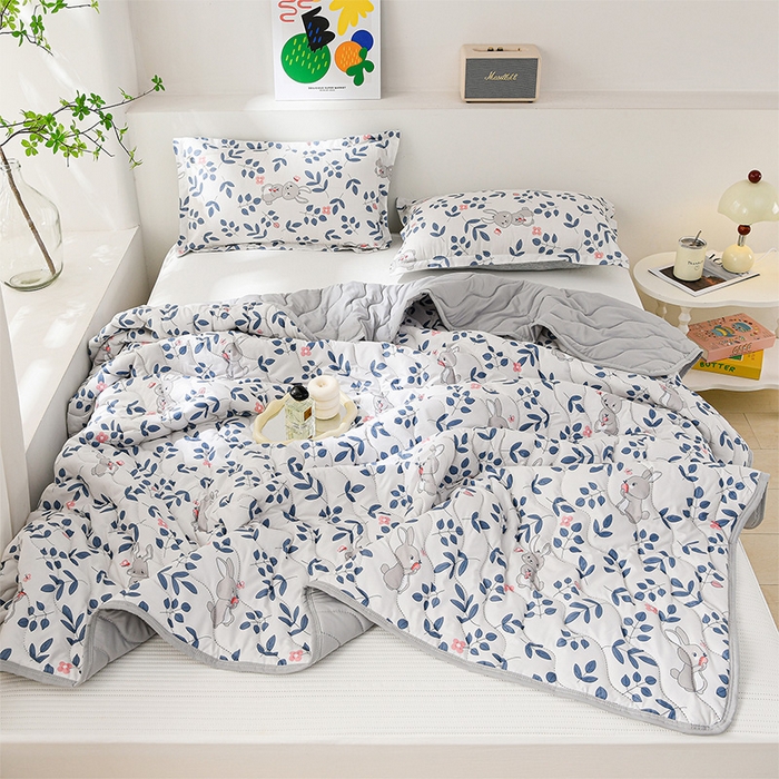 91家纺网 家纺一手货源 找家纺 圣楚家纺 2026新款清柔水洗夏被被子被芯 妮露