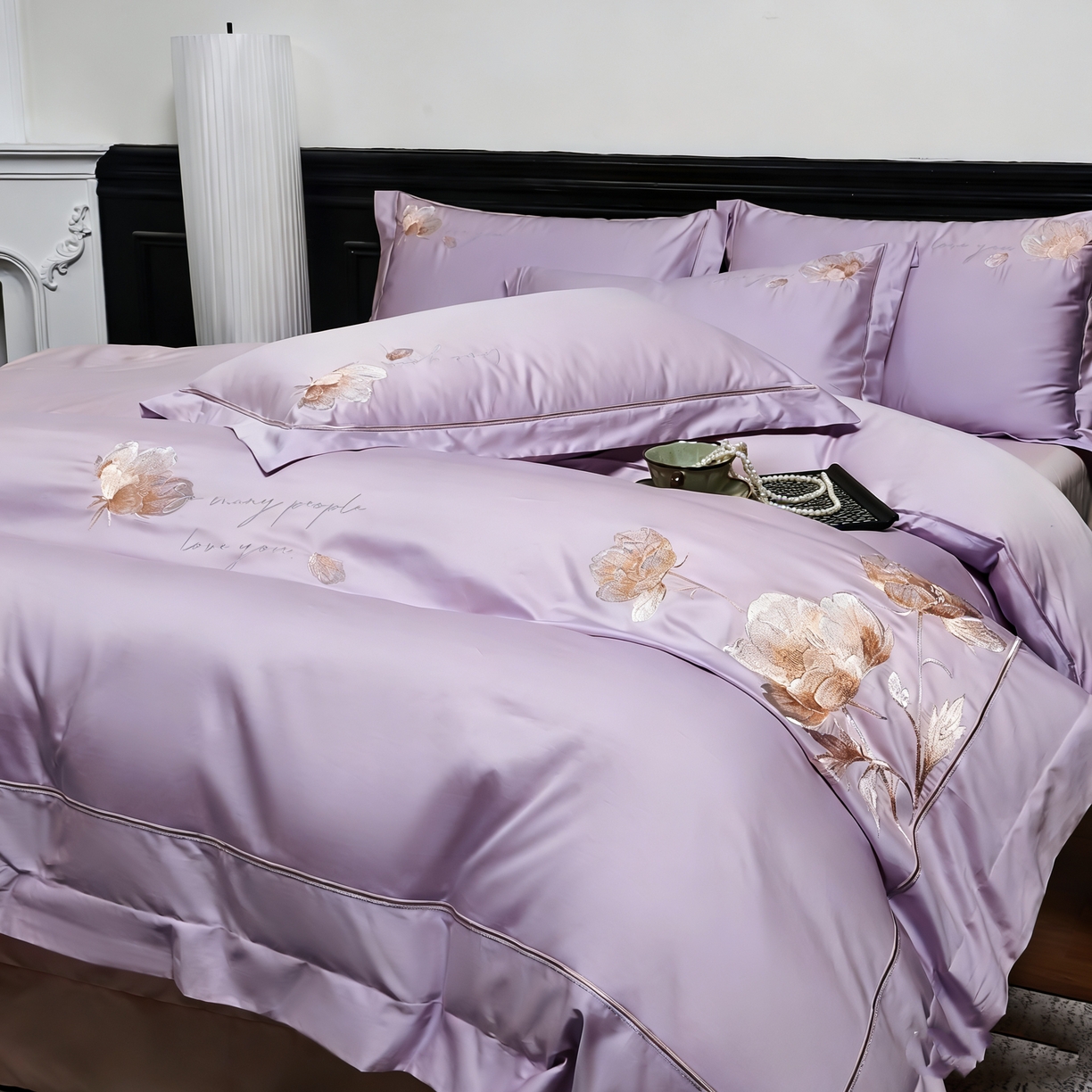 91家纺网 家纺一手货源 找家纺 U品汇 2026新款全棉纯棉长绒棉60S双股贡缎刺绣花四件套夏季丝滑透气礼盒包装100%棉 赫莲娜-芋泥紫