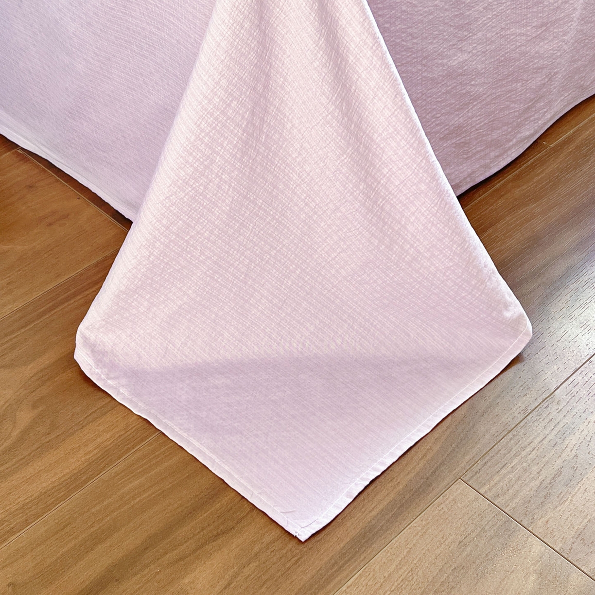 91家纺网 家纺一手货源 找家纺 川悦生活 2026新款A类双层皱皱纱夏被空调被 夏被西斯花圃