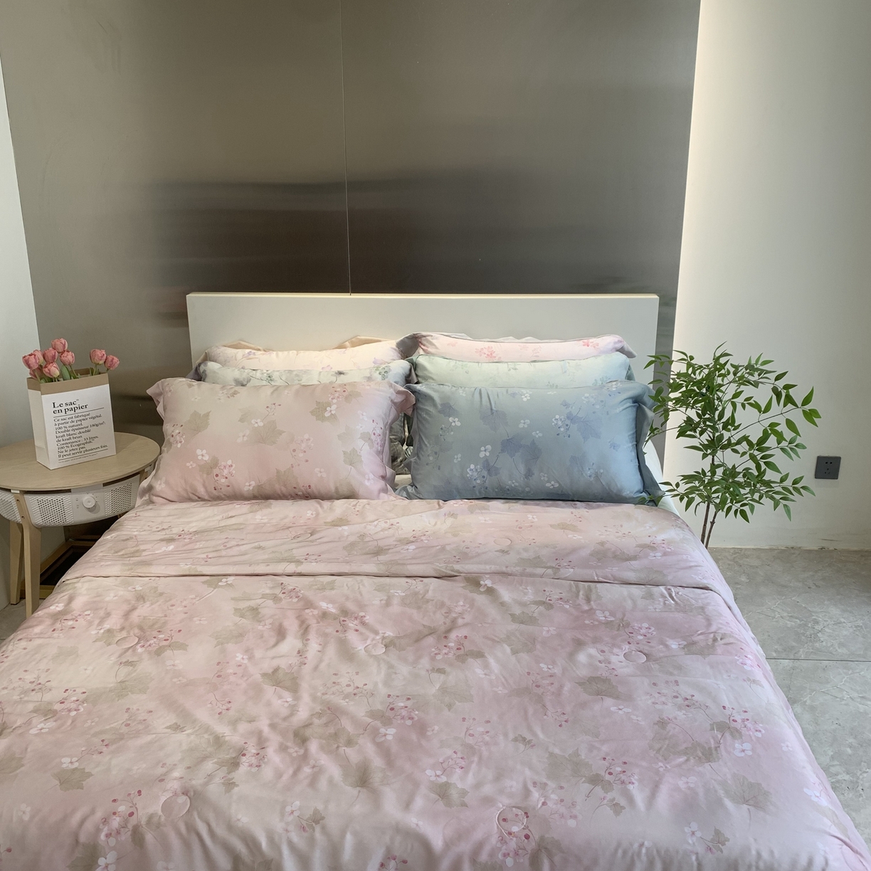 91家纺网 家纺一手货源 找家纺 ROZ home 蕊姿家居 2026新款天丝棉夏被夏凉被空调被 秋海棠-粉