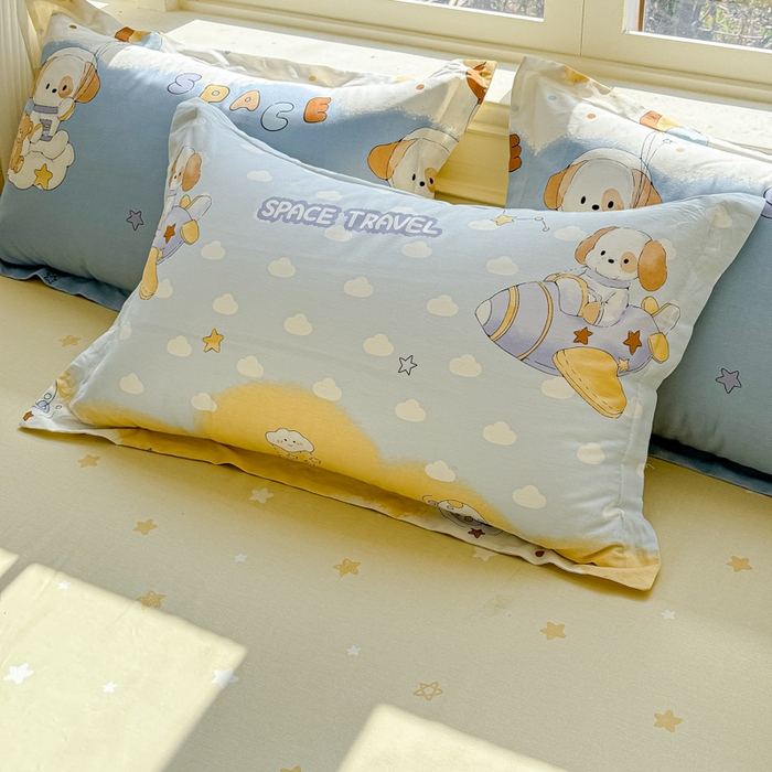 91家纺网 家纺一手货源 找家纺 U品汇 2026春夏新品全棉纯棉长绒棉印花四件套学生三件套100%棉小清新13070 宇航员