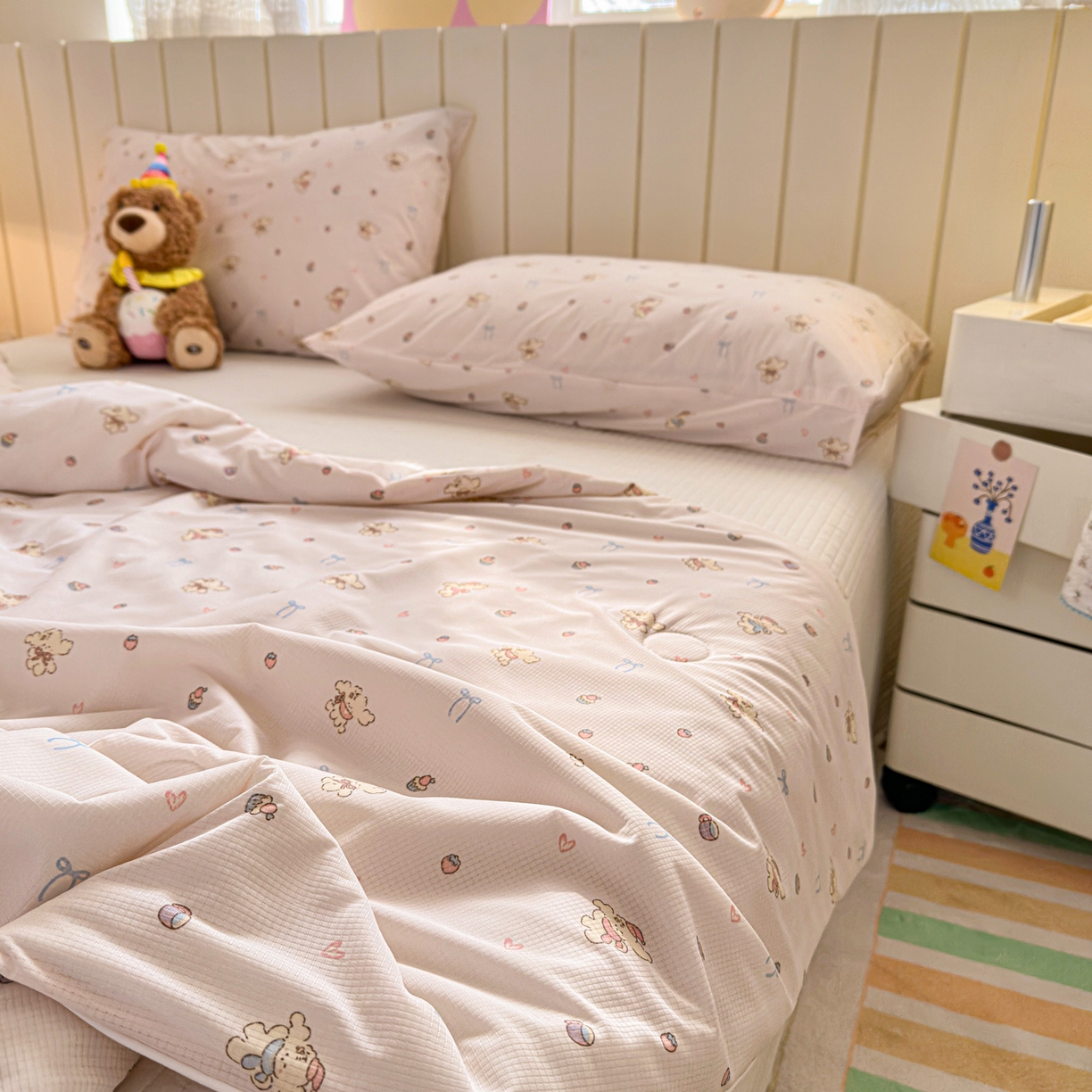 91家纺网 家纺一手货源 找家纺 寐居家纺 2026新款清爽凉感丝夏被夏凉被空调被 粉粟小狗