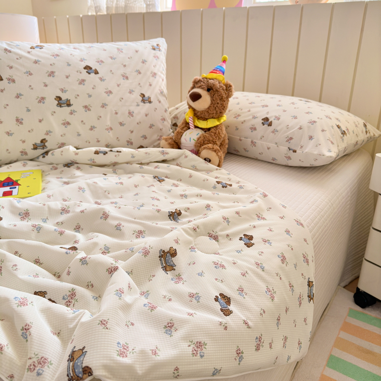 91家纺网 家纺一手货源 找家纺 寐居家纺 2026新款清爽凉感丝夏被夏凉被空调被 花田小柴