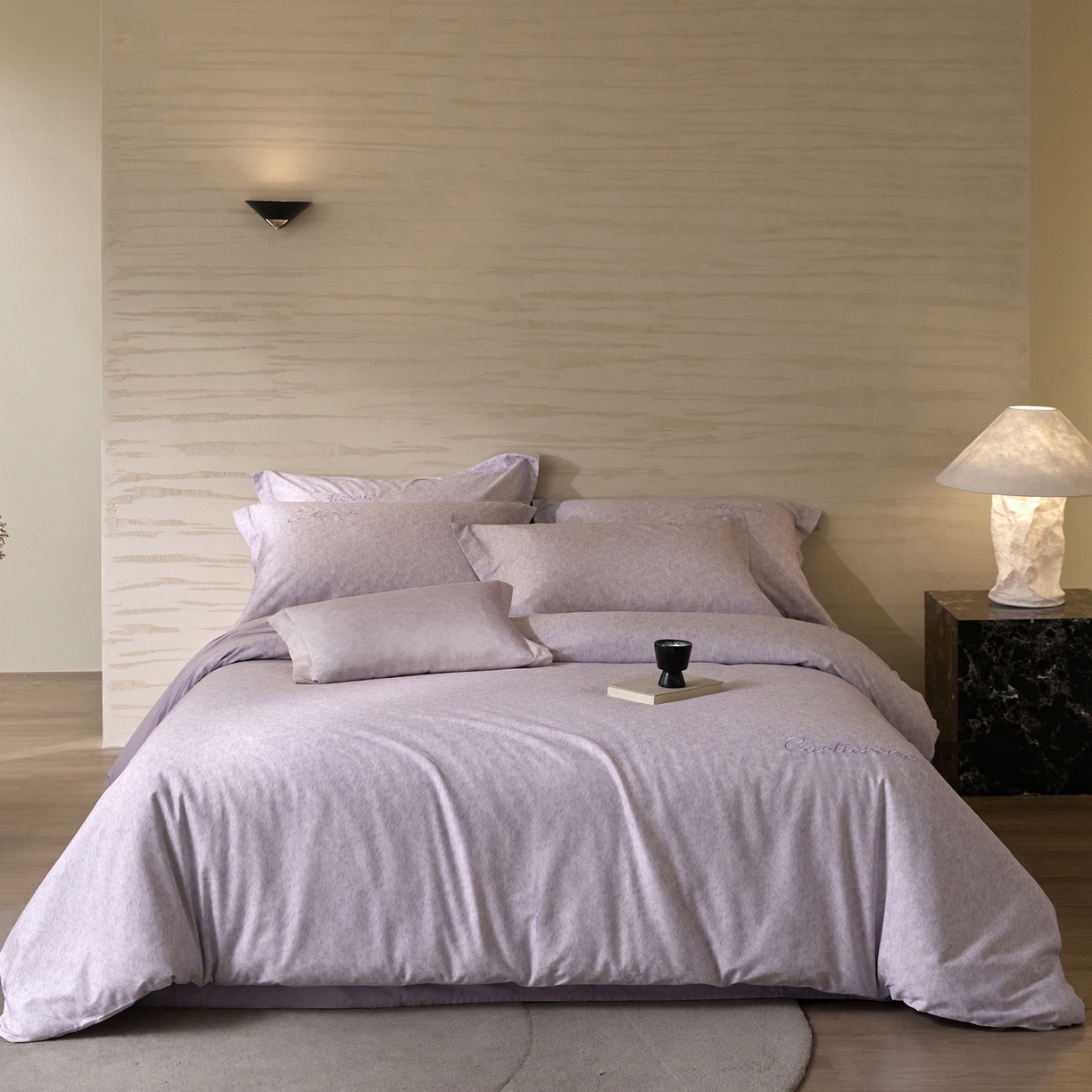 91家纺网 家纺一手货源 找家纺 花愿（原花纪） 2026新款全棉纯棉刺绣数码印花四件套-蒂娜 蒂娜-豆蔻紫