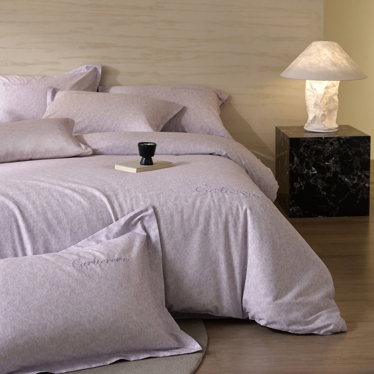 91家纺网 家纺一手货源 找家纺 花愿（原花纪） 2026新款全棉纯棉刺绣数码印花四件套-蒂娜 蒂娜-豆蔻紫