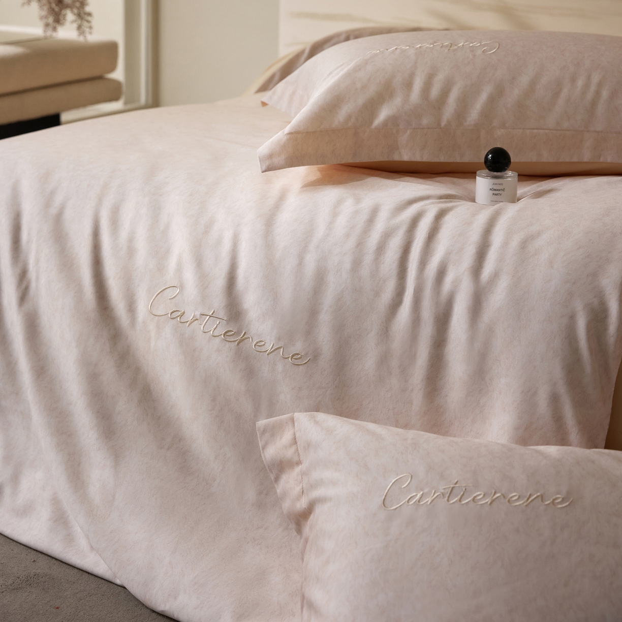 91家纺网 家纺一手货源 找家纺 花愿（原花纪） 2026新款全棉纯棉刺绣数码印花四件套-蒂娜 蒂娜-奶昔白