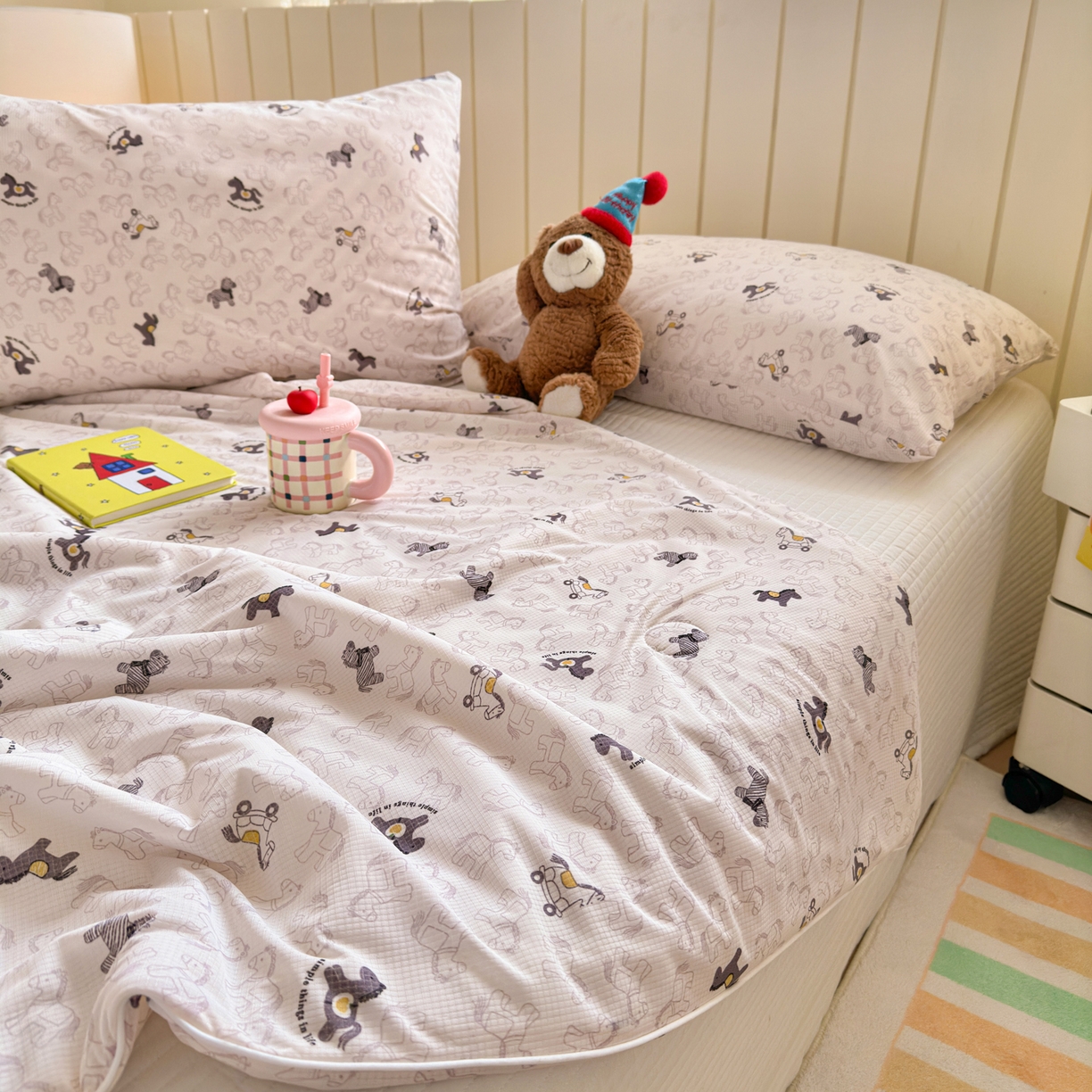 91家纺网 家纺一手货源 找家纺 寐居家纺 2026新款清爽凉感丝夏被夏凉被空调被 童梦木马