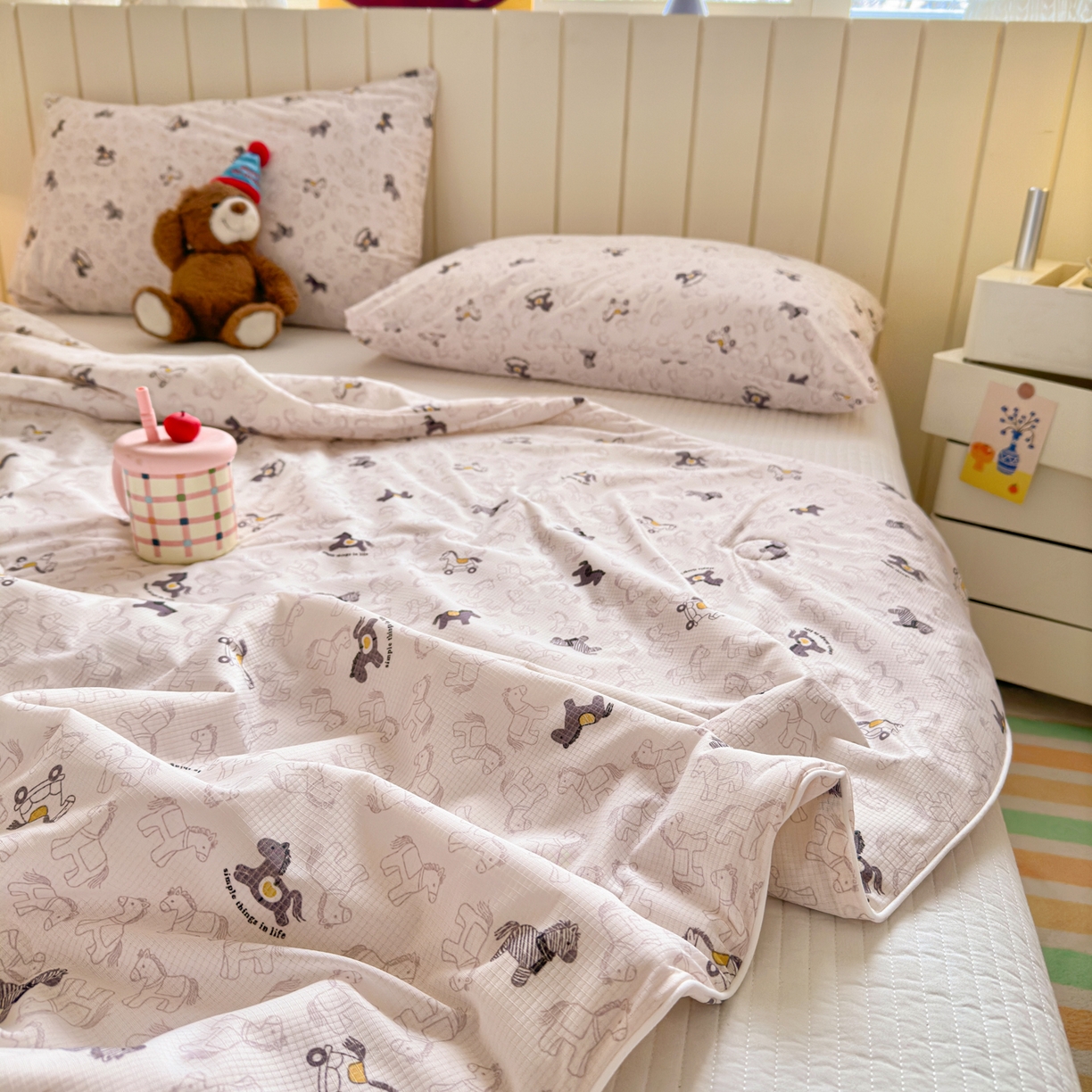 91家纺网 家纺一手货源 找家纺 寐居家纺 2026新款清爽凉感丝夏被夏凉被空调被 童梦木马