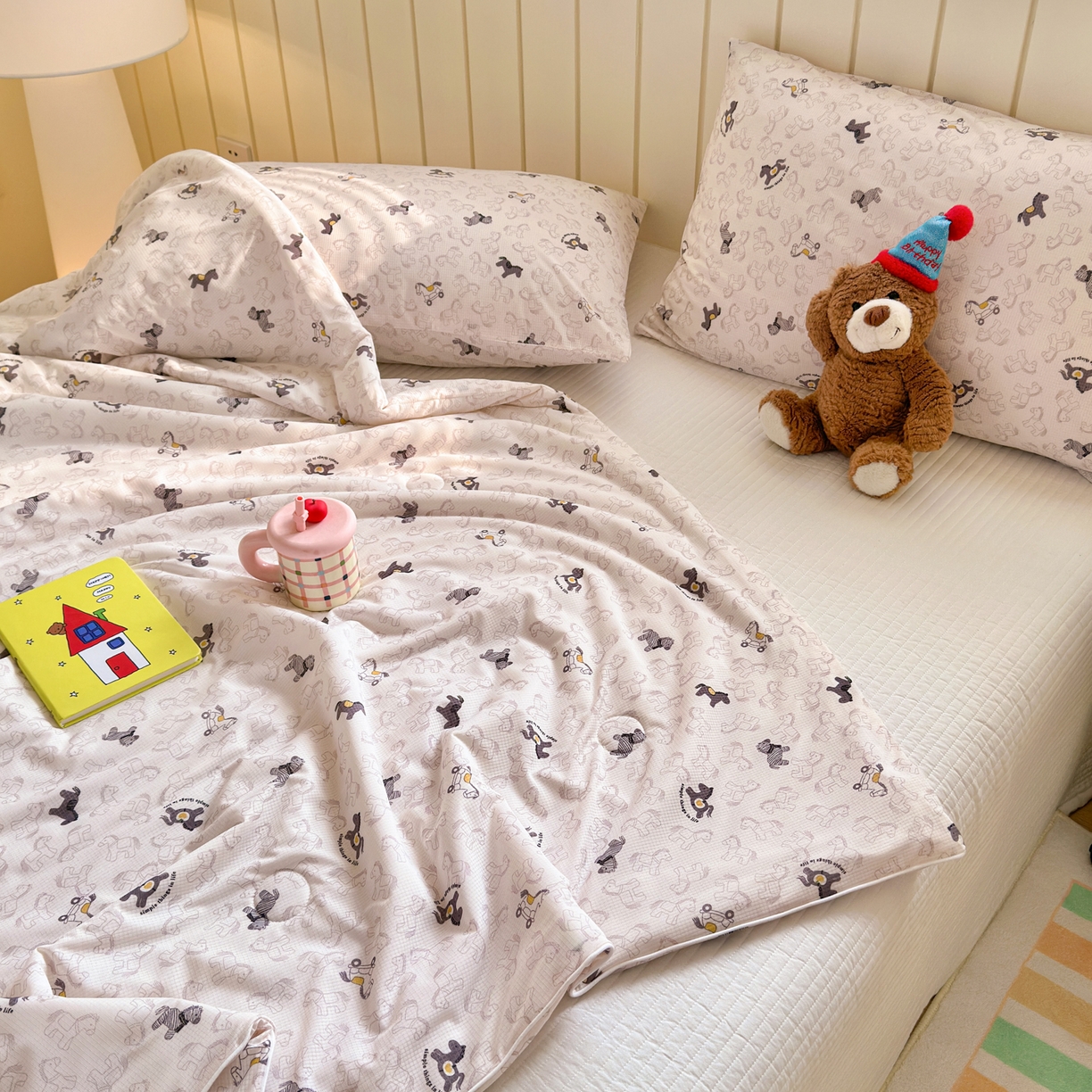 91家纺网 家纺一手货源 找家纺 寐居家纺 2026新款清爽凉感丝夏被夏凉被空调被 童梦木马