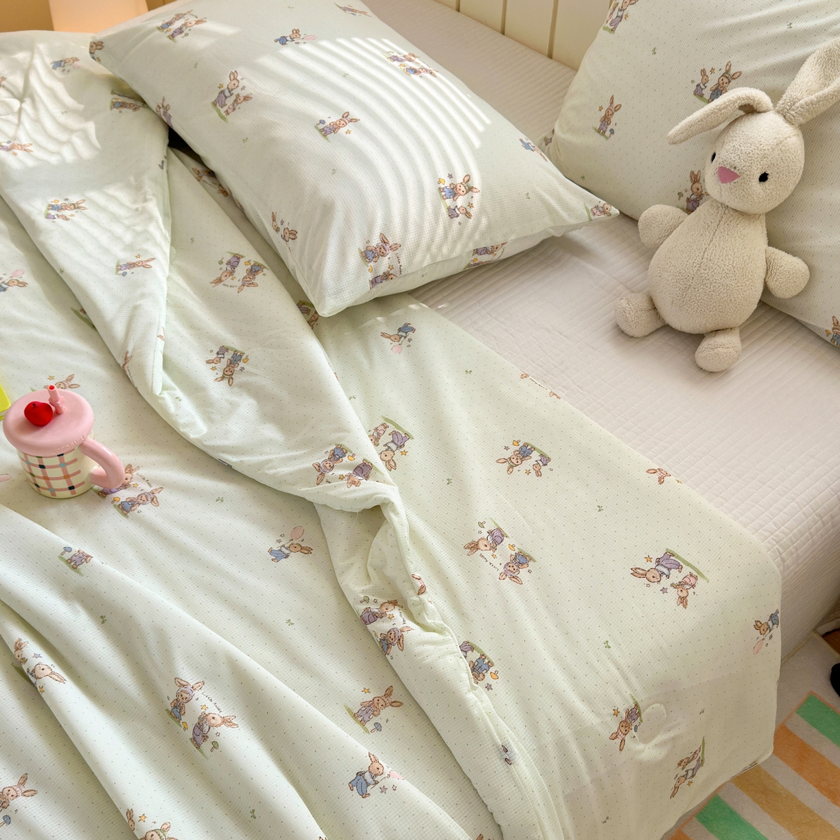 91家纺网 家纺一手货源 找家纺 寐居家纺 2026新款清爽凉感丝夏被夏凉被空调被 星野兔踪