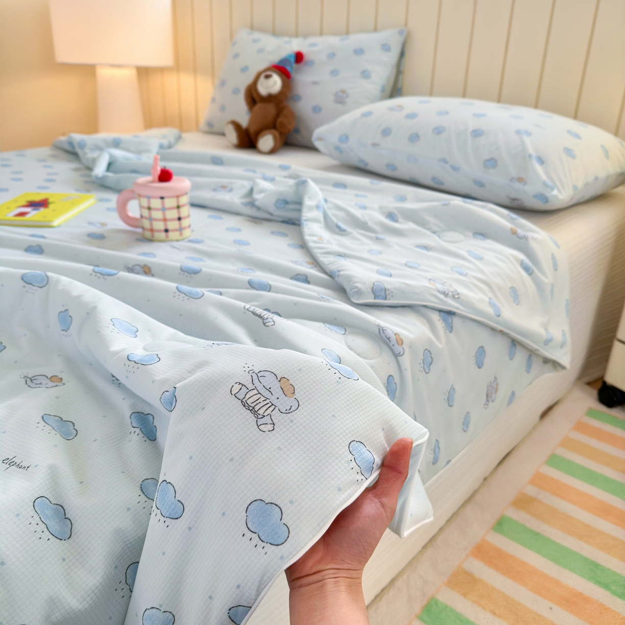 91家纺网 家纺一手货源 找家纺 寐居家纺 2026新款清爽凉感丝夏被夏凉被空调被 云眠小象