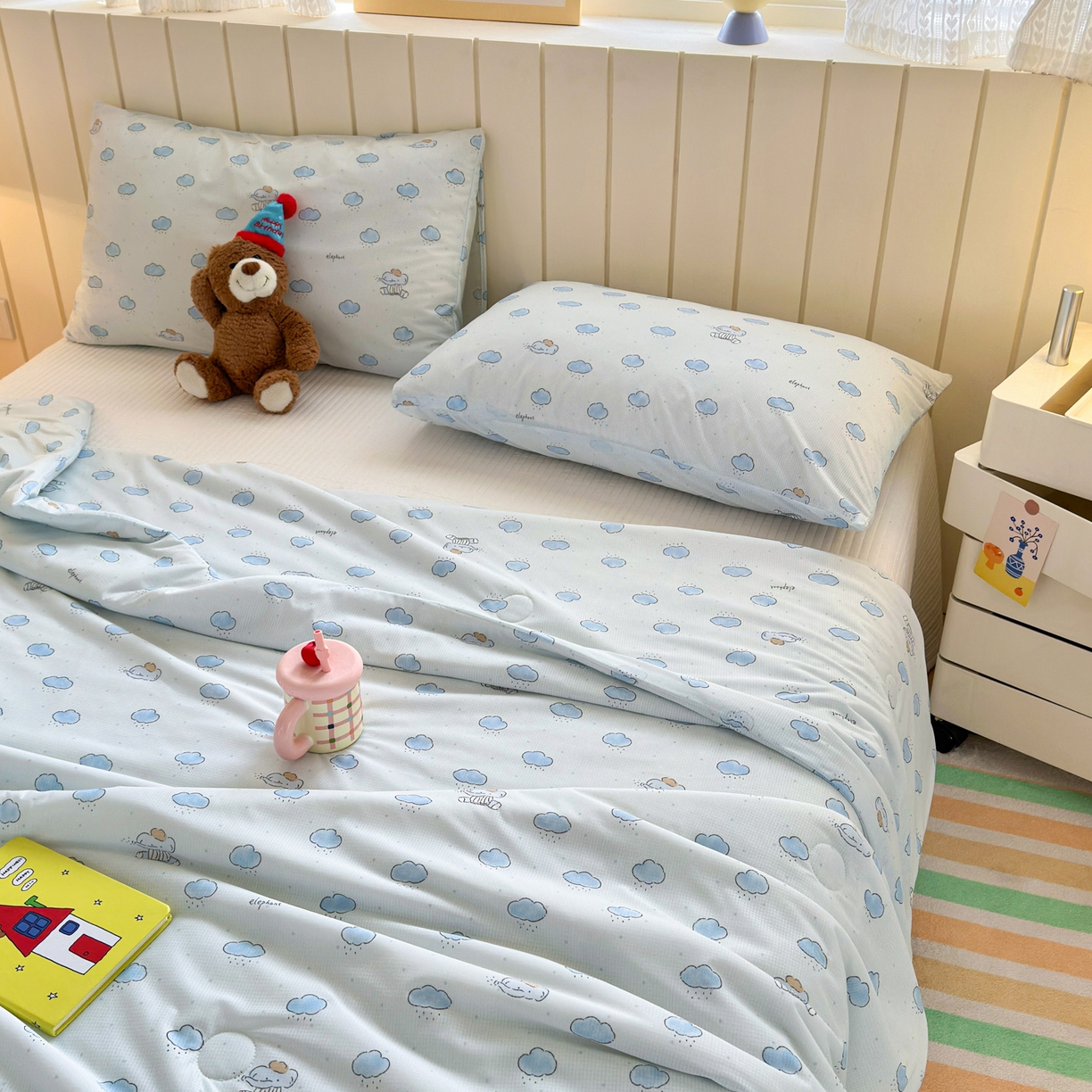 91家纺网 家纺一手货源 找家纺 寐居家纺 2026新款清爽凉感丝夏被夏凉被空调被 云眠小象