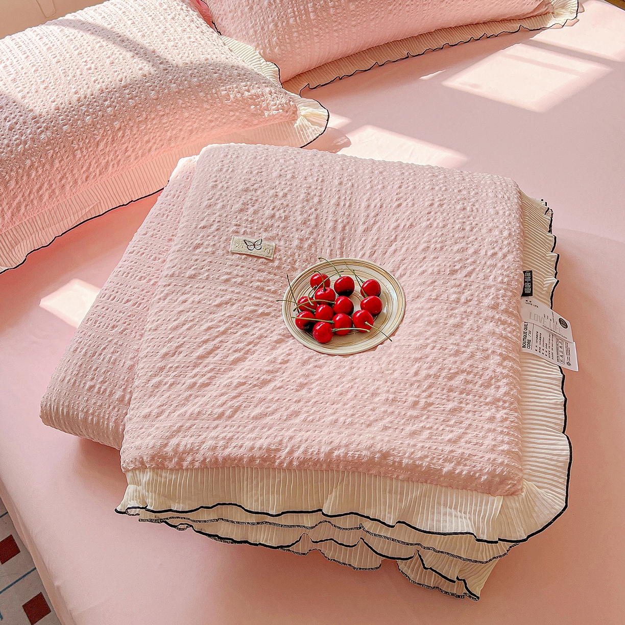 91家纺网 家纺一手货源 找家纺 寐居家纺 2026新款A类韩式提花泡芙夏被夏凉被空调被 桃桃泡芙