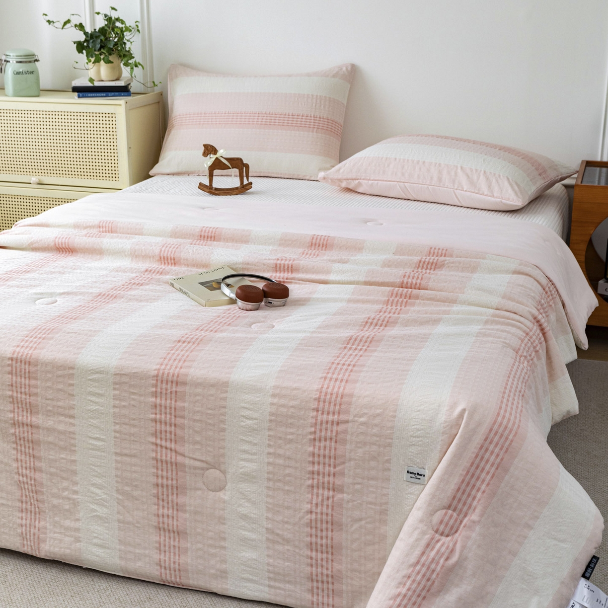 91家纺网 家纺一手货源 找家纺 寐居家纺 2026新款柔软素织提花夏被夏凉被空调被 素织·浅粉