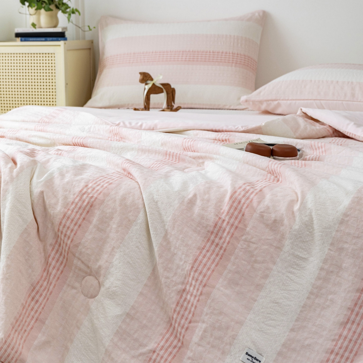 91家纺网 家纺一手货源 找家纺 寐居家纺 2026新款柔软素织提花夏被夏凉被空调被 素织·浅粉