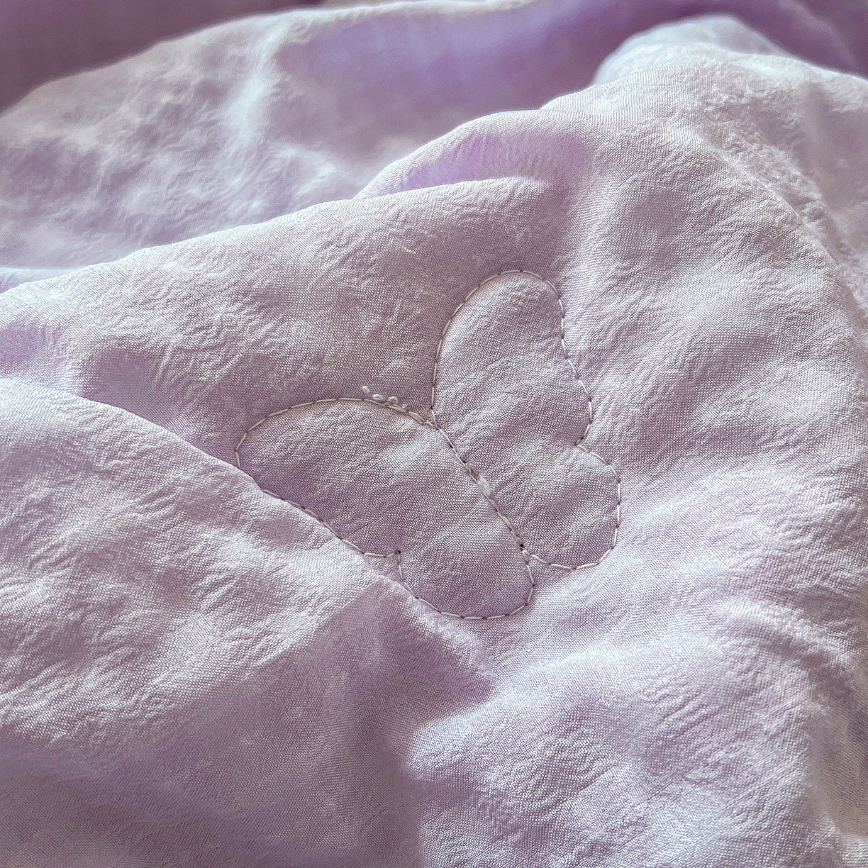 91家纺网 家纺一手货源 找家纺 寐居家纺 2026新款A类韩式提花泡芙夏被夏凉被空调被 紫雾泡芙