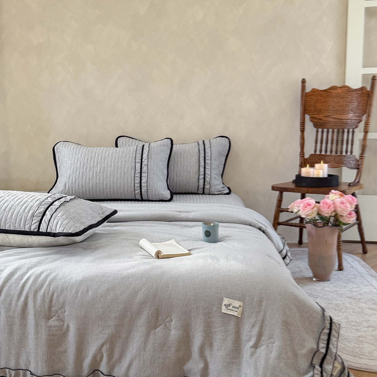 91家纺网 家纺一手货源 找家纺 寐居家纺 2026新款雨露麻夏被床盖四件套 雨露-信风灰