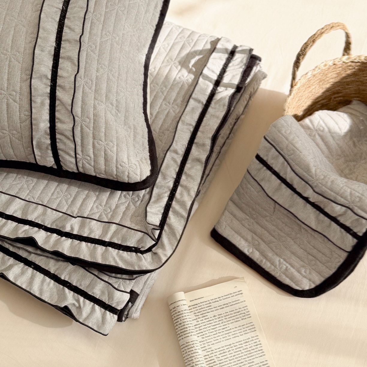 91家纺网 家纺一手货源 找家纺 寐居家纺 2026新款雨露麻夏被床盖四件套 雨露-奶茶棕